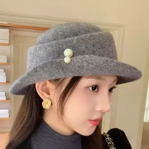 Women Fashion Faux Wool Rolled Brim Fedora Hat Winter Warm Basin Hat With Artificial Pearl Decoration