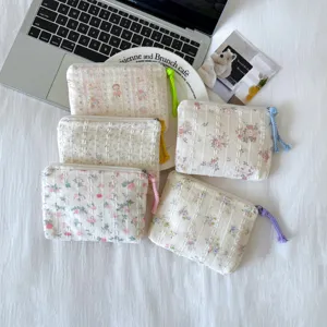 French Retro Floral Fabric Makeup Bag Small Portable Coin Purse For Lipstick Earphone Mini Floral Storage Pouch For Women Girls