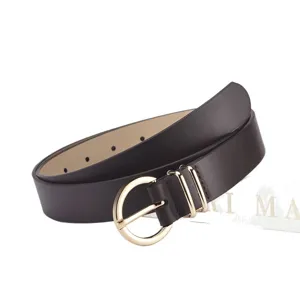 Ceinture femme en similicuir brun foncé, avec boucle ronde dorée et détail à double anneau