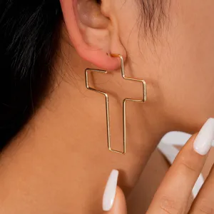 Moderne Metall Hohl Kreuz Ohrstecker Mit 925 Sterling Silber Ohrstecker-Stift Leichter Luxus Geometrisches Design Damen Ohrringe