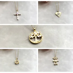 Collier avec Pendentif en Laiton et Zirconia pour Femmes Arbre de Vie Ours Cœur Étoile Croix Bijoux Chaîne de Clavicule