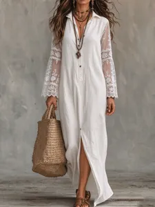 Robe chemise longue blanche à boutons, col à revers, manches en dentelle et fente latérale