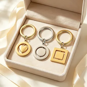 Rotatable Stainless Steel Keychain For Women Men Modern Luxury Geometric Heart Round Square Pendant Metal Key Ring Accessory Gift