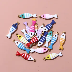 Breloques en Forme de Poisson en Acier Inoxydable 201 Pendentif Rayé en Émail pour Accessoires de Bijouterie DIY Breloques Animaux Vintage