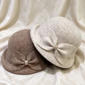 Elegant Women Wool Felt Bucket Hat With Bow Artificial Pearl Rhinestone Winter Autumn Warm Cloche Hat French Retro Fashion Hat