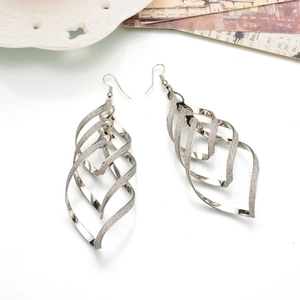 Fashionable silver layered heart spiral earrings with fine glitter texture for women