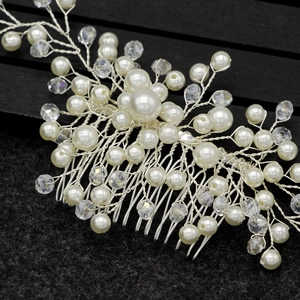Handmade bridal hair comb with silver wire, white pearls and sparkling crystals