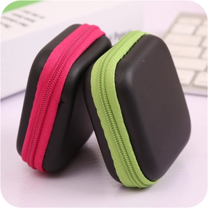 Square portable zipper storage case for earphones and data cables in black and green colors