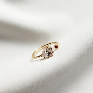 S925 sterling silver open ring with pear-cut zircon and round red gemstone in gold
