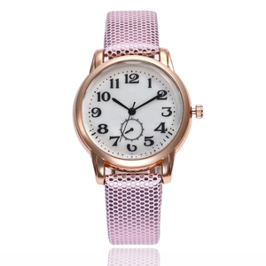 Fashion women's watch with rose gold case, pink honeycomb strap and white numeric dial