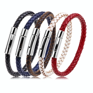Bracelet En Cuir Tressé Mode Avec Boucle En Acier Inoxydable Bijoux Minimalistes Tissés Unisexe