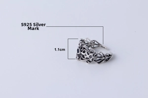 Detail showing S925 hallmark on hollow vintage silver ring with 1.1cm width