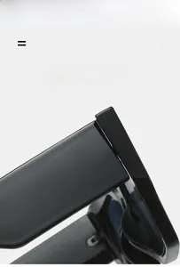 Détails des charnières de haute qualité sur les lunettes de soleil carrées à motif marbre