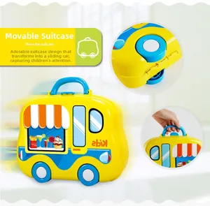 Détail de la valise bus jaune pour enfants avec roues lisses et poignée bleue
