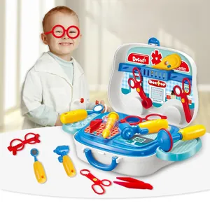 Ensemble détaillé de jouets de docteur pour enfants avec mallette et accessoires