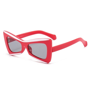 Butterfly Shaped Sunglasses Retro Bow-tie Design PC Frame UV400 Protection Oversized Eyewear For Women Party Ins Style
