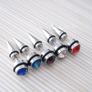 Boucles D Oreilles Punk Spike Taper En Acier Inoxydable 316L Avec Zircone Et Anneaux En Caoutchouc Bijoux Gothiques