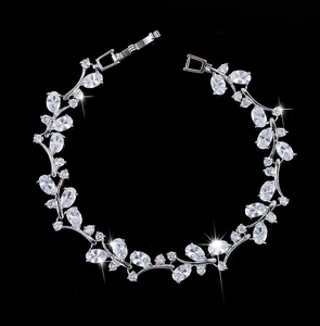 Luxury Copper 18K Gold Plated Zirconia Bracelet For Women Elegant Flower Vine Leaf Pattern Marquise Cut Gemstone Jewelry