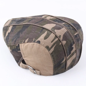 Men's camouflage newsboy cap with adjustable metal buckle and durable cotton fabric
