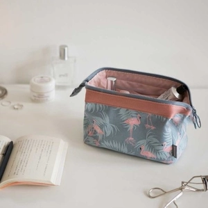 Large Capacity Makeup Bag Polyester Water Resistant Flamingo Floral Pattern Travel Cosmetic Pouch Zipper Organizer Women