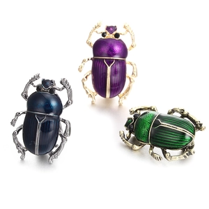 Ensemble de broches scarabée vintage avec émail coloré et diamants bleu violet vert