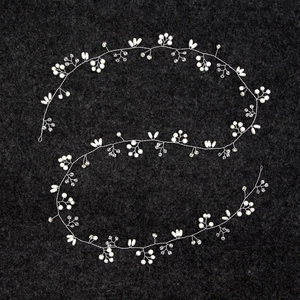Elegant 1.5M bridal headband with handmade white pearls and crystals on silver wire