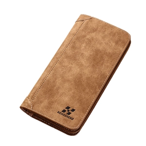 Portefeuille long en cuir marron clair pour hommes vue latérale classique à 45 degrés