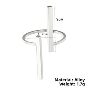 Dettagli misure dell'anello geometrico a doppia barra con altezza 2cm e peso di 1,7g