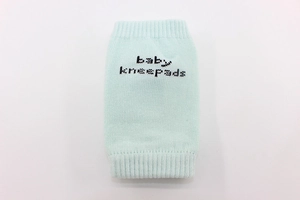 Detailed knit texture of breathable cotton baby kneepad in mint green color