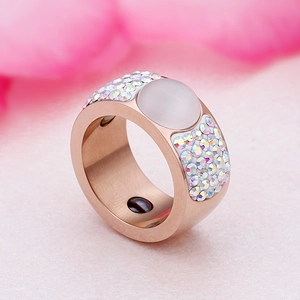 Rose gold magnetic titanium steel ring with rainbow rhinestones and cat eye gemstone