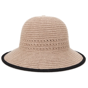 Cappello da sole in paglia traspirante con tesa a contrasto nera e dettagli traforati