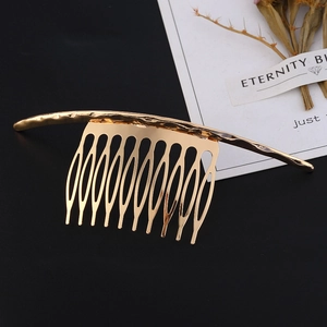 Golden handmade hammered hair comb with 12 teeth for women hair styling accessories