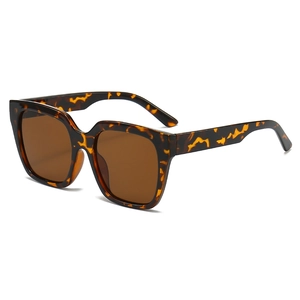 Classic tortoise shell square sunglasses with oversized frame and brown tinted lenses