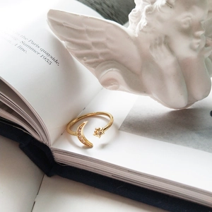 Adjustable gold 925 silver star and moon ring with pavé micro-inlay cubic zirconia