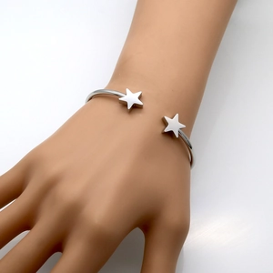 Polished silver double star open bangle bracelet in minimalist titanium steel style