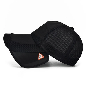 Gorra negra unisex para sol con visera extendida y protector facial de malla transpirable