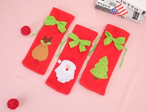 Three-piece set of Christmas gift bags featuring reindeer, Santa and tree motifs