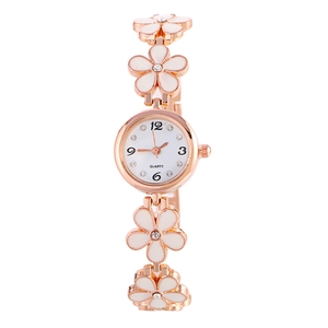 Elegante Damenarmbanduhr in Roségold mit Blumenarmband, weißem Zifferblatt und Quarzwerk