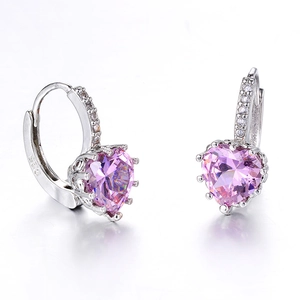 Detail of pink heart-shaped zircon earrings with S925 sterling silver hallmark and clasp