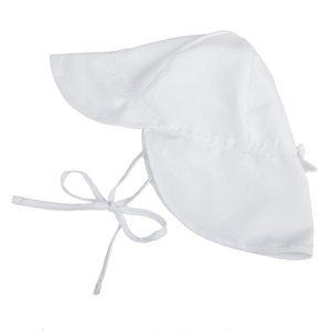 Detail of white kids sun hat featuring breathable mesh, wide brim and long neck protector