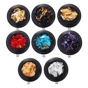 Set van 8 kleuren nail art folie in zwarte potjes, inclusief goud, zilver en paarse tinten