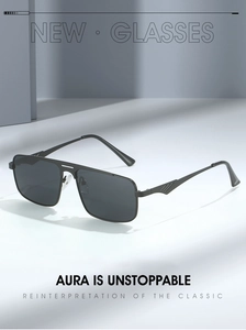 Detailansicht der gunmetall grauen quadratischen Fliegerbrille mit hohlen Bügeln
