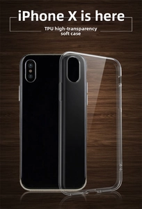 Detailansicht der klaren TPU-Hülle für iPhone X mit präzisen Kamera-Ausschnitten