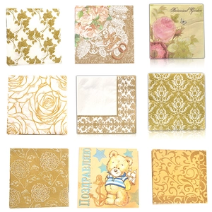 Blue and white porcelain floral pattern dinner napkins for wedding and party decor