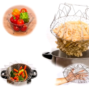 Versatile folding stainless steel frying basket for steaming, rinsing, and storage