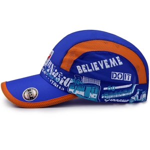 Berretto da baseball traspirante per bambini blu e arancione con stampe graffiti