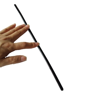 Detailed close-up of 0.8cm black non-slip plastic headband with teeth for women