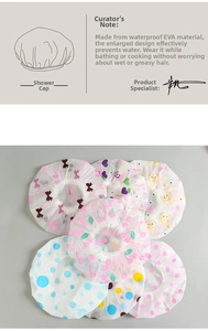 Détail de bonnets de douche en EVA imperméables avec motifs cerise et pois