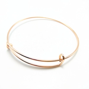 Adjustable minimalist rose gold stainless steel wire bracelet with sliding mechanism