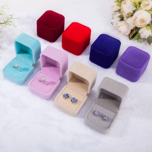Scatola per Anelli in Velluto Portatile Piccolo Astuccio Organizer per Gioielli Per Orecchini a Bottone Floccaggio di Alta Qualità Plastica Contenitore Regalo Matrimonio
